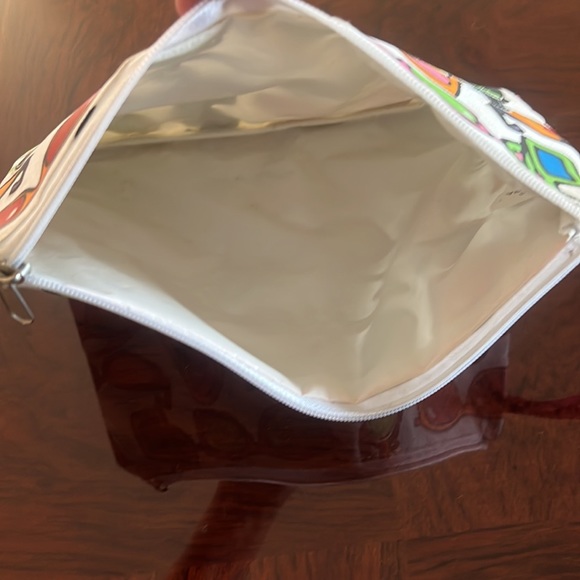 Bikini Bag Swimsuit Bag with Sunglasses Print and Wrist Strap - Picture 13 of 16